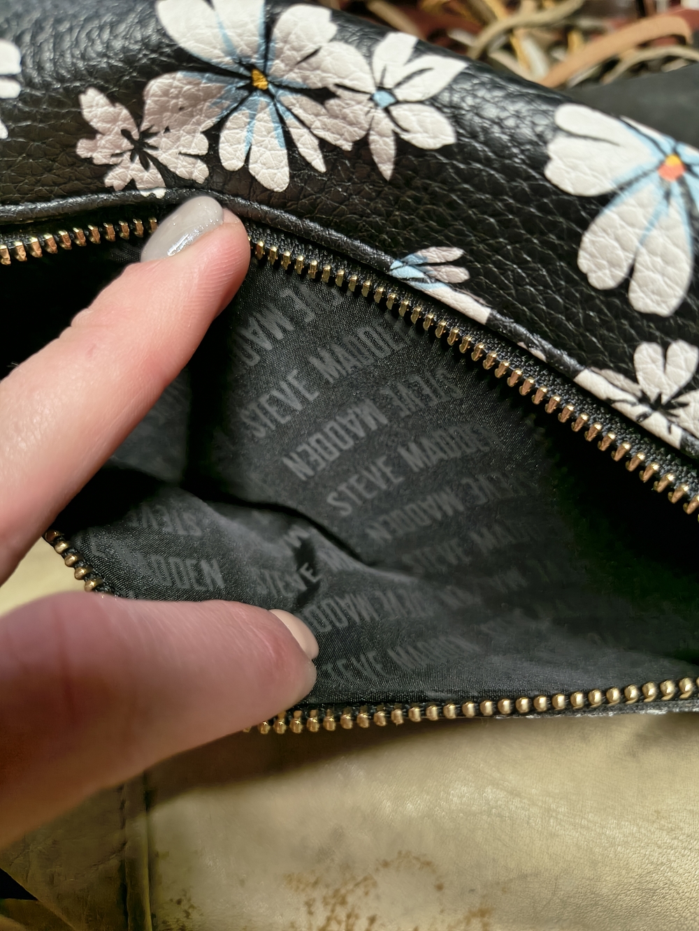 Steve Madden Black Daisy Continental Wallet with Gold Interior Trifold - Picture 3 of 6